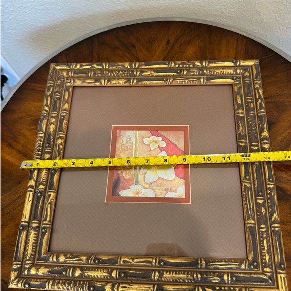 Vintage Japanese Foil Art Framed in Bamboo Frame Measuring 13 X 13 - Picture 11 of 12